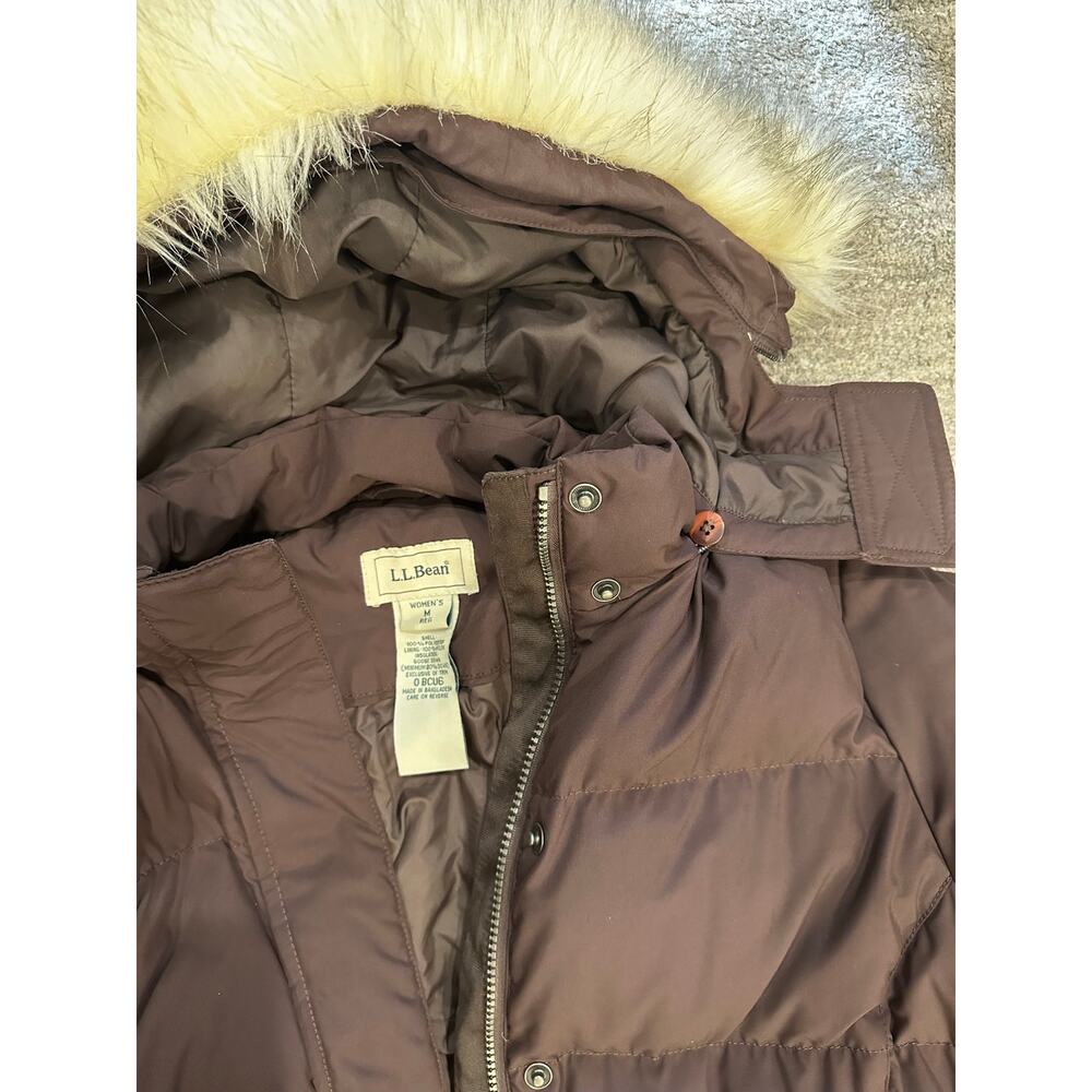 L.L.Bean Ultrawarm Down Coat 3/4 Length Brown Medium Down Puffer Fur Hood - Picture 3 of 7